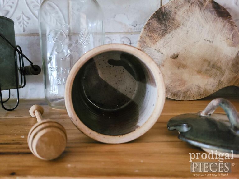 Inside Honey Crock Pot | shop.prodigalpieces.com #prodigalpieces
