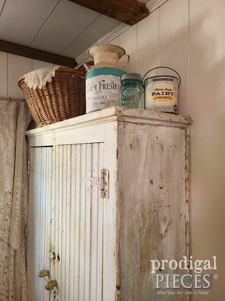 Rustic Farmhouse Decor available at Prodigal Pieces | prodigalpieces.com #prodigalpieces